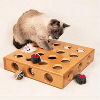 Игрушка для умных кошек